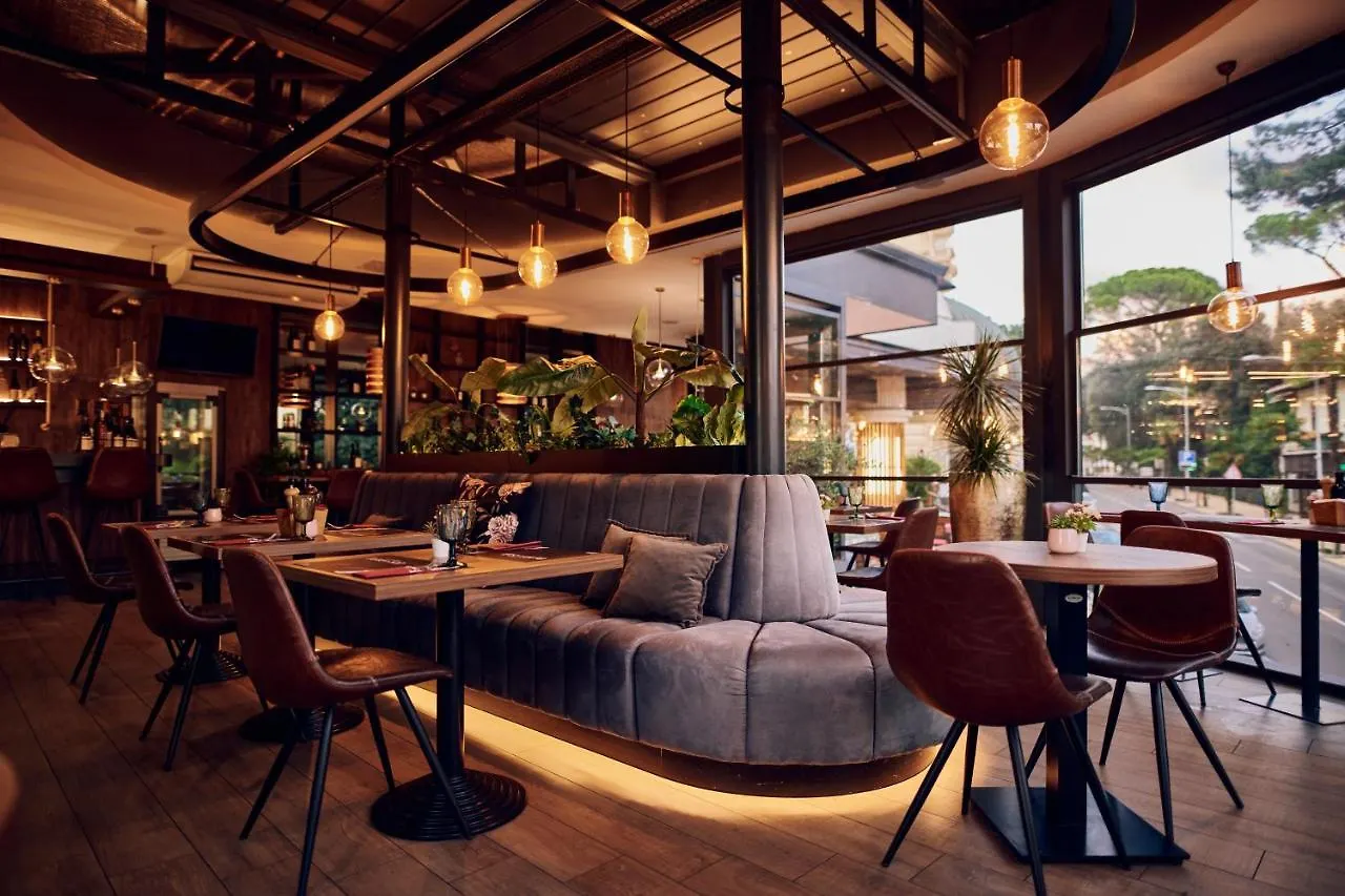 אופטיה Hotel Paris 4*,  קרואטיה