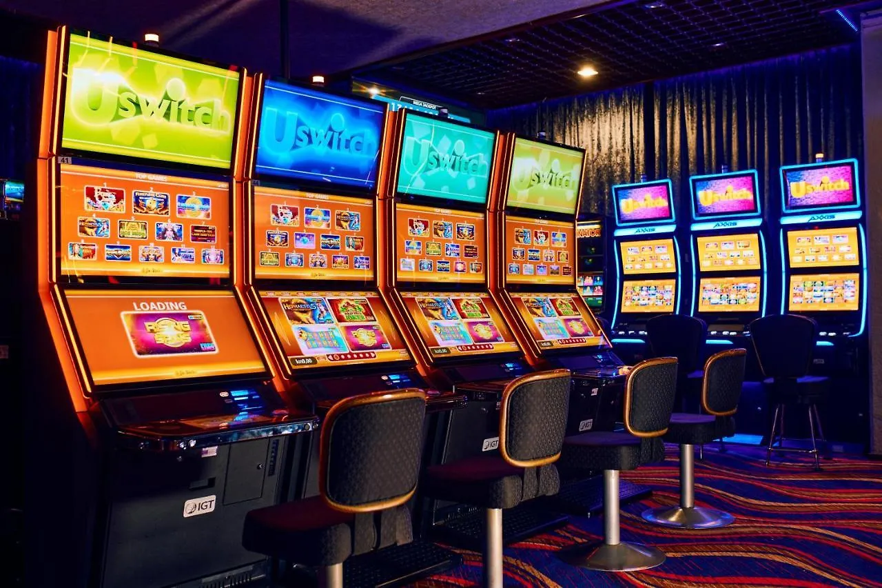 אופטיה Hotel Paris 4*,